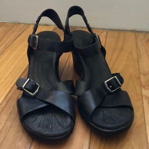 Lightly worn BORN sandals